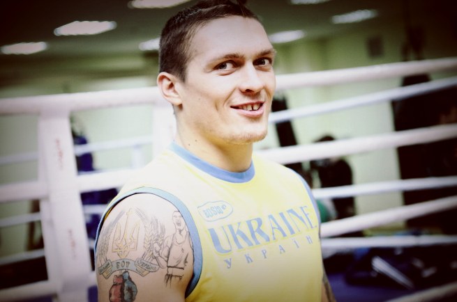 “День дурня” в українському спорті: Усику дзвонили з США, а в “Динамо” – “пас на запах”