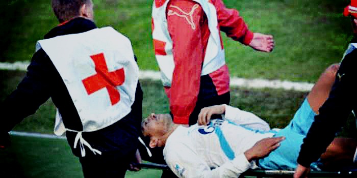 Аргентинський захисник помер на футбольному полі (ВІДЕО)