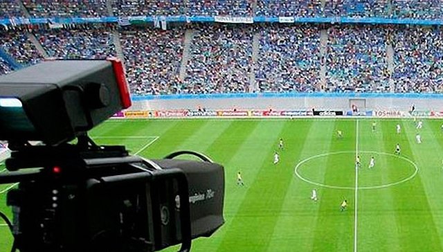 1+1: Група Ахметова позбавляє можливості українців і воїнів АТО дивитись футбол