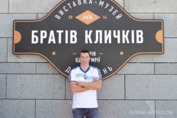 Володимир Кличко відзначив видатне досягнення Реброва