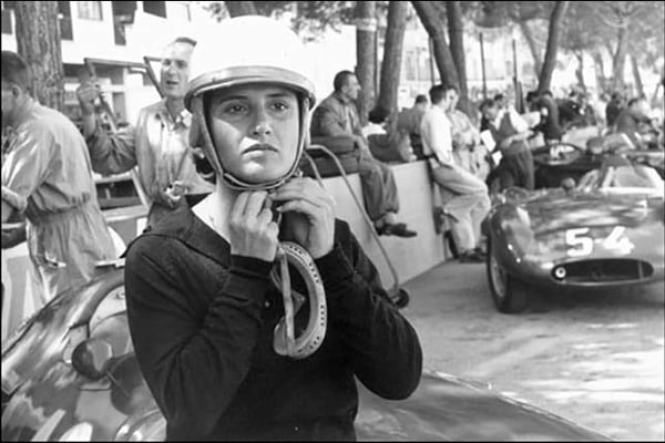В Італії померла перша жінка-пілот в історії Формули-1