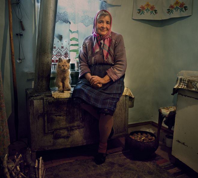 Бідність та одинока старість: канадський фотограф показала, як вимирають українські села (ФОТО)
