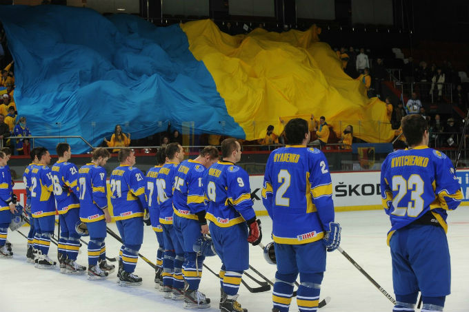 Україна програла перший матч на чемпіонаті світу з хокею