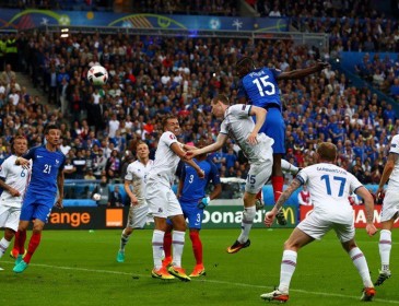 Франція розгромила Ісландію 4:0 у першому таймі