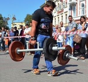 На Львівщині визначилися переможці парного чемпіонату світу зі стронгмену