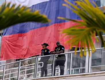 Олімпіада-2016: Російським тележурналістам в Ріо надали готель без стін і обікрали