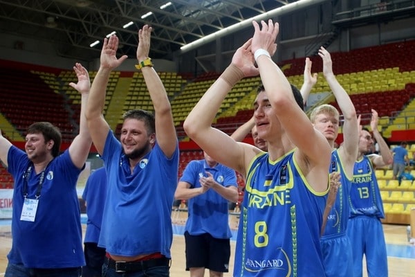 У складі баскетбольної збірної України залишилося 13 осіб