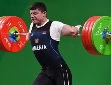 Олімпіада-2016: Вірменський штангіст отримав страшну травму під час турніру