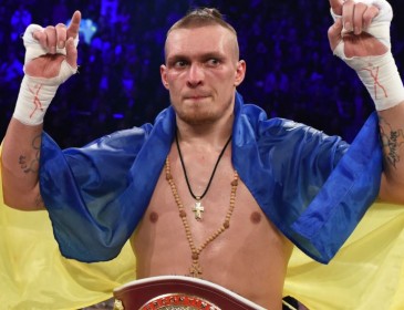 Олександр Усик отримав перемогу у боксерському поєдинку