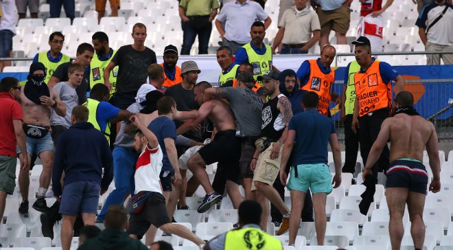Аргентинські фанати жорстоко побили суддю під час матчу
