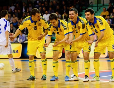 Україна знищує суперника і виходить на чемпіонат світу (фото)