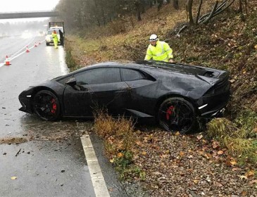 Півзахисник «Лестера» розбив Lamborghini за 200 тисяч