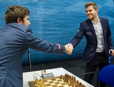 Карлсен і Карякін зіграли внічию в першій партії чемпіонського матчу