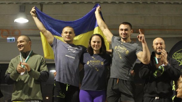 Українські волонтери стали кращими на міжнародному чемпіонаті з кросфіту