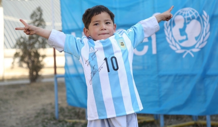 Зворушлива історія: Мессі здійснив мрію афганського малюка