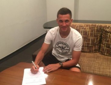 Українець розірвав контракт із іноземним клубом