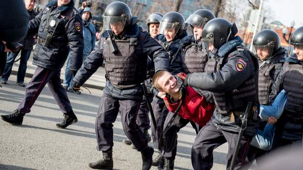 У Німеччині заговорили про позбавлення Росії права на ЧС-2018 після протестів в Москві