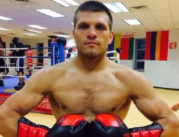 Український боксер Дерев’янченко проведе бій 14 березня в США