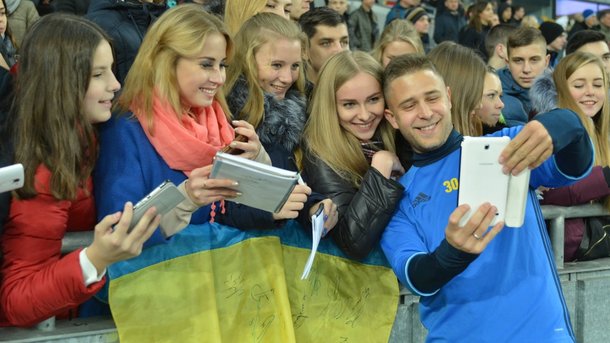 Збірна України проведе традиційне відкрите тренування для вболівальників