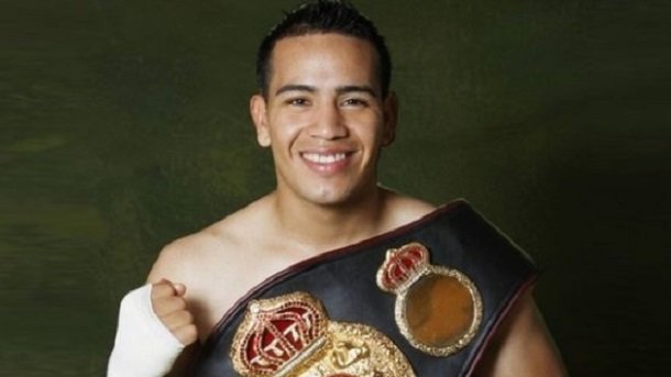 Екс-чемпіон світу з боксу загинув в автокатастрофі