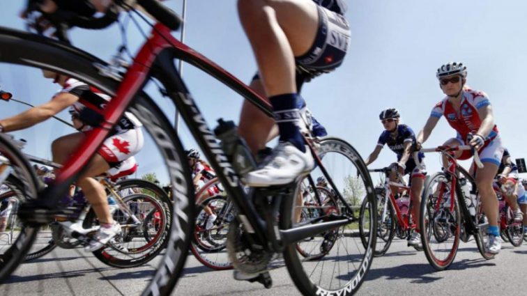 “Дякую всім за вашу підтримку”: Відомий велогонщик зламав хребець під час “Тур де Франс”