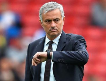 Неочікувано: “Манчестер Юнайтед” звільнив з посади головного тренера Жозе Моурінью