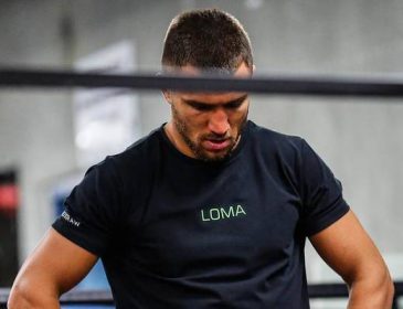 Українець Василь Ломаченко залишився без суперника перед наступним боксерським боєм
